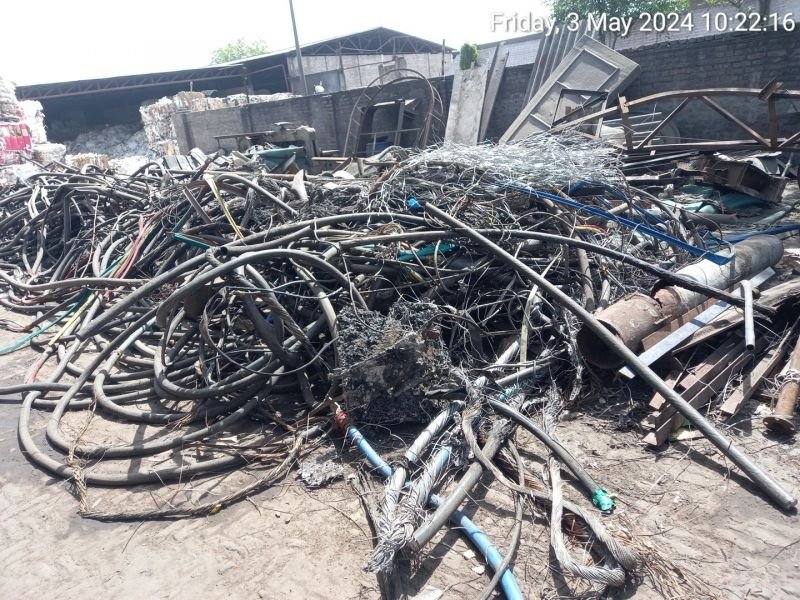 Online e-auction company for salvage materials and scraps | Bid2win